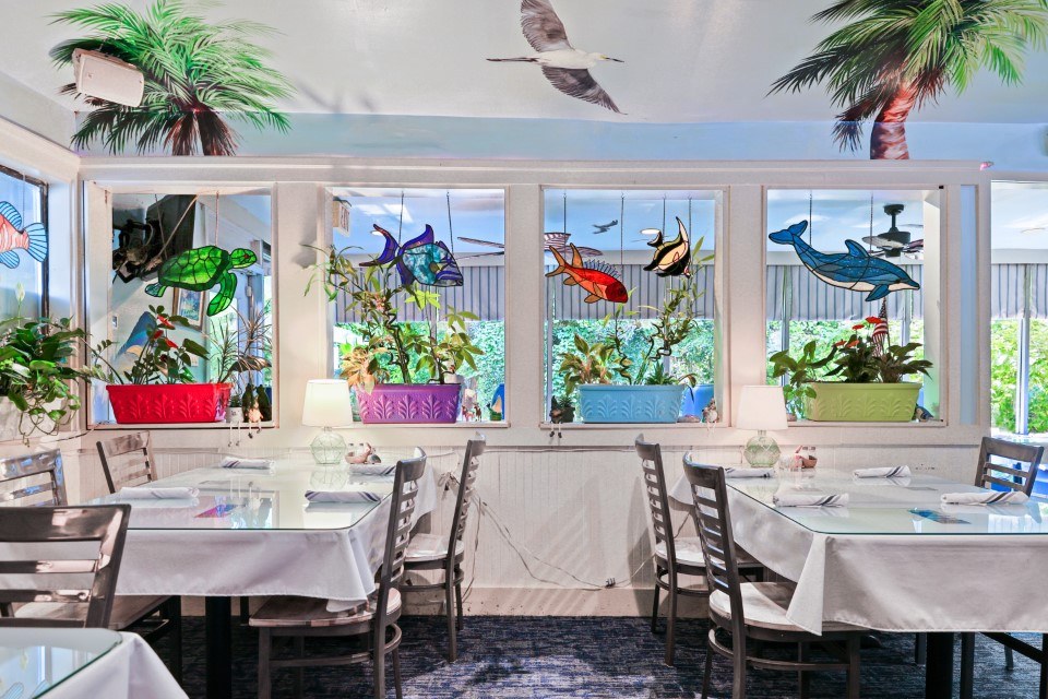 Driftaway Cafe inside gallery image 61