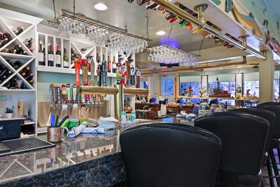 Driftaway Cafe inside gallery image 16
