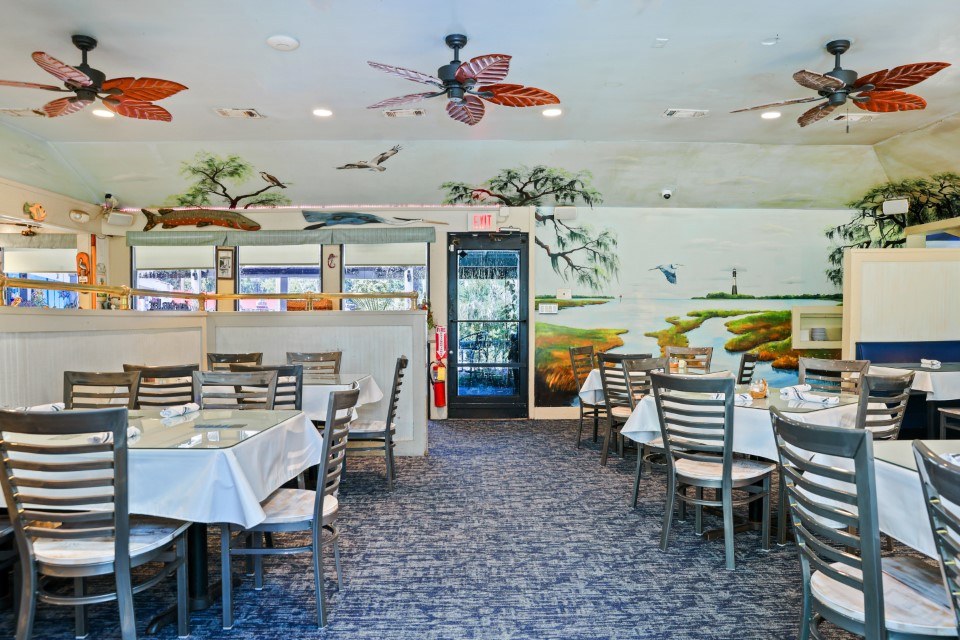 Driftaway Cafe inside gallery image 78