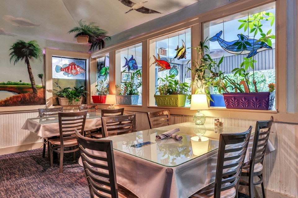 Driftaway Cafe inside gallery image 42