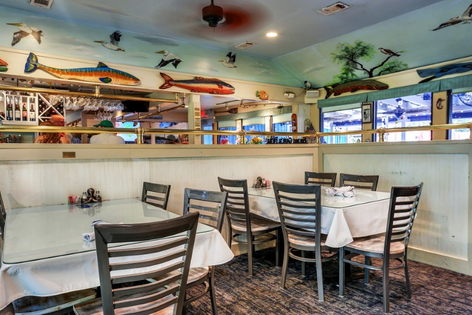 Driftaway Cafe inside gallery image 1