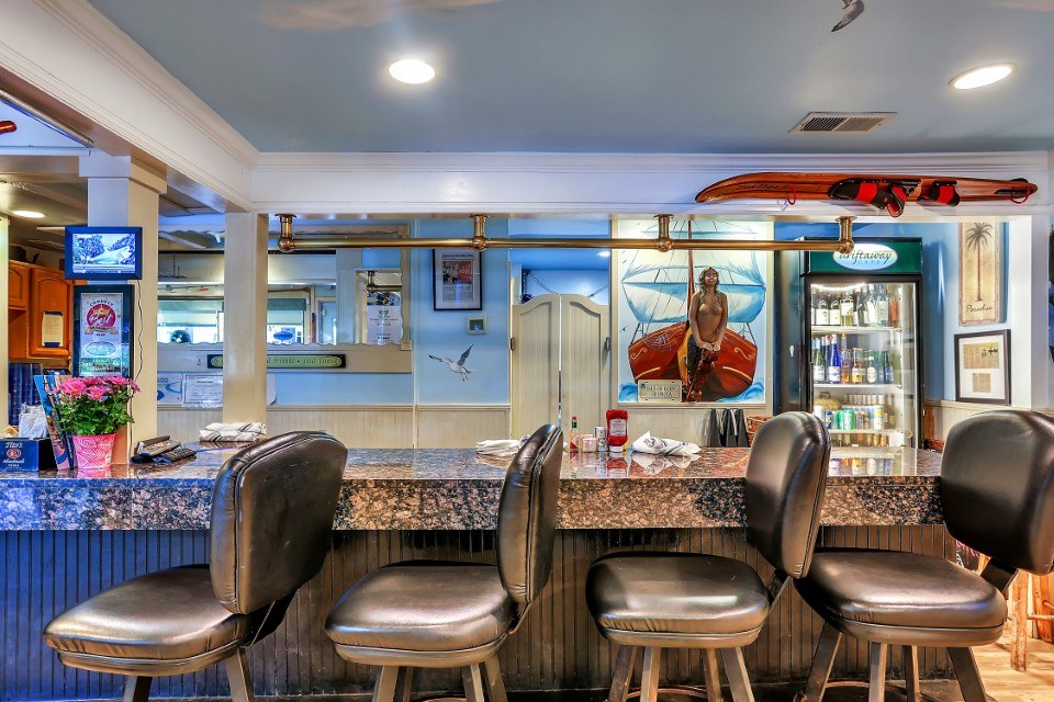 Driftaway Cafe inside gallery image 58