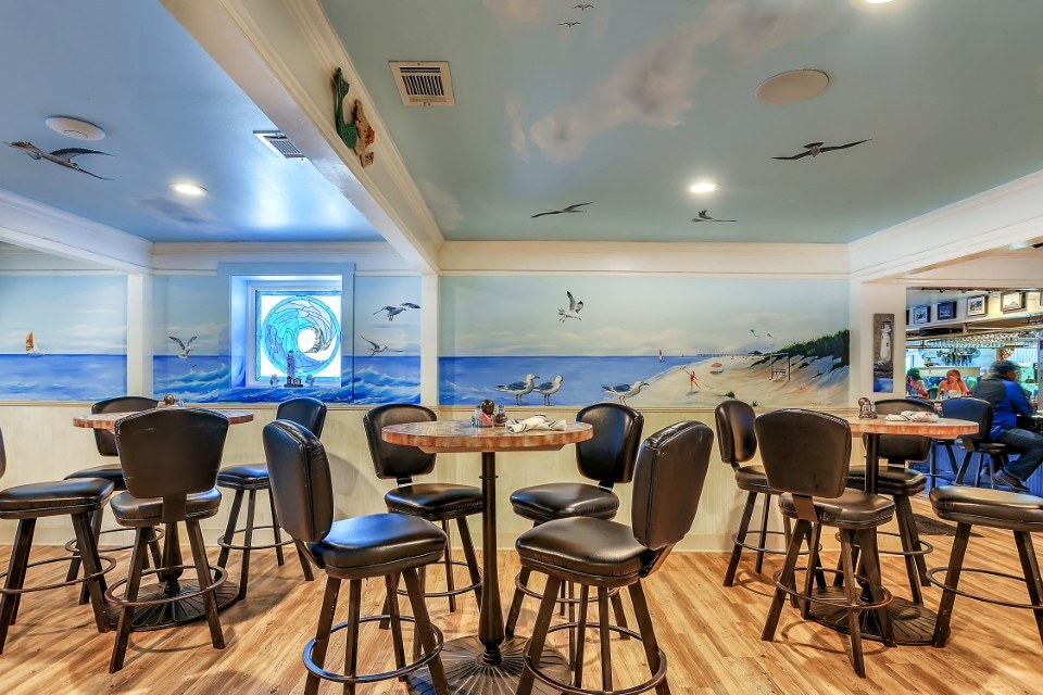 Driftaway Cafe inside gallery image 33