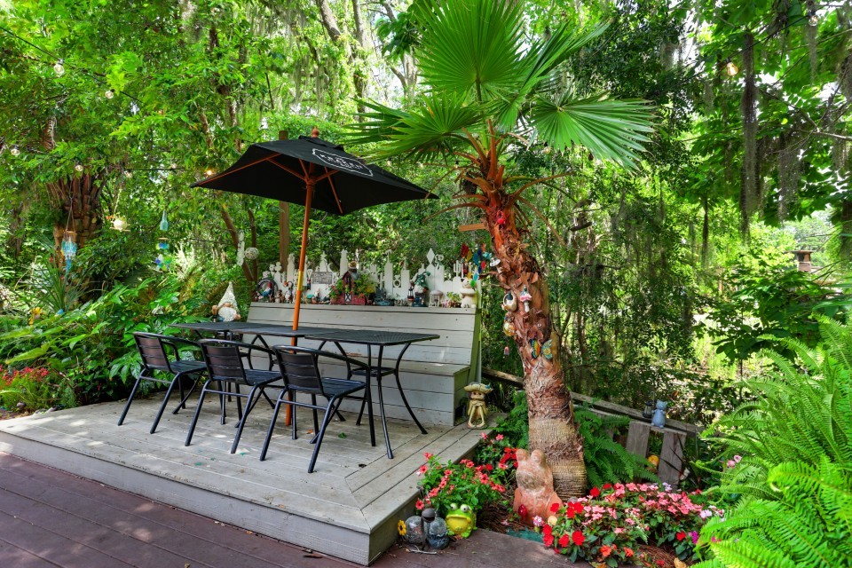 Driftaway Cafe outside gallery image 97