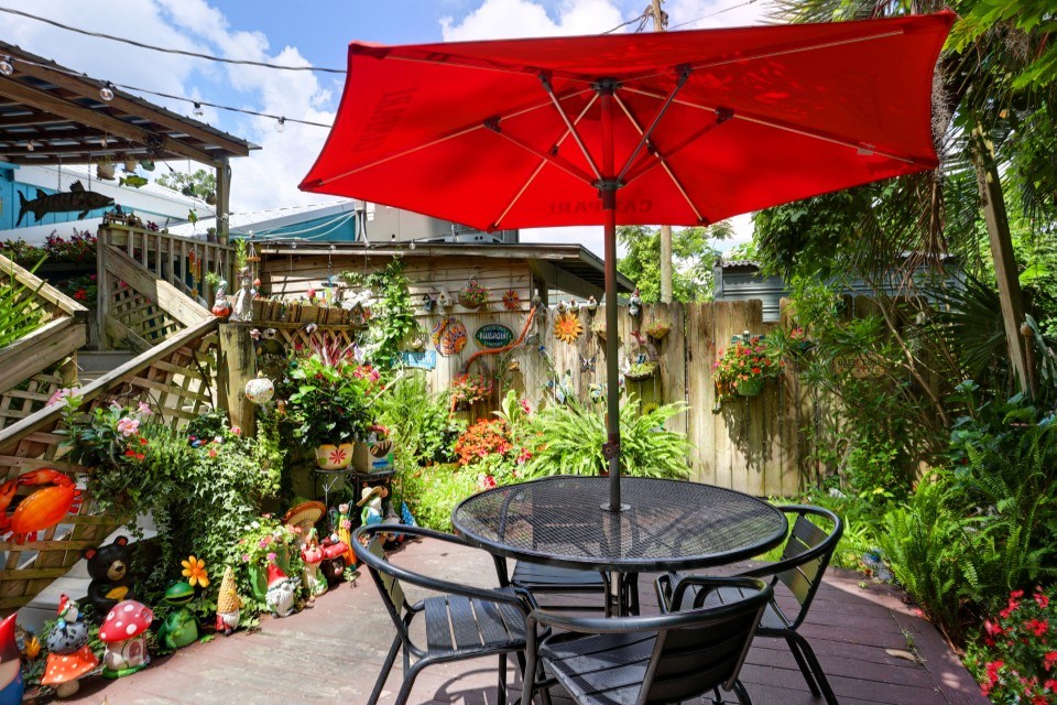 Driftaway Cafe outside gallery image 27